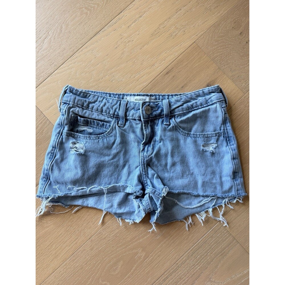 Hollister Blue Jean Shorts Low Rise Baggy Distressed Women's Size W26 Regular